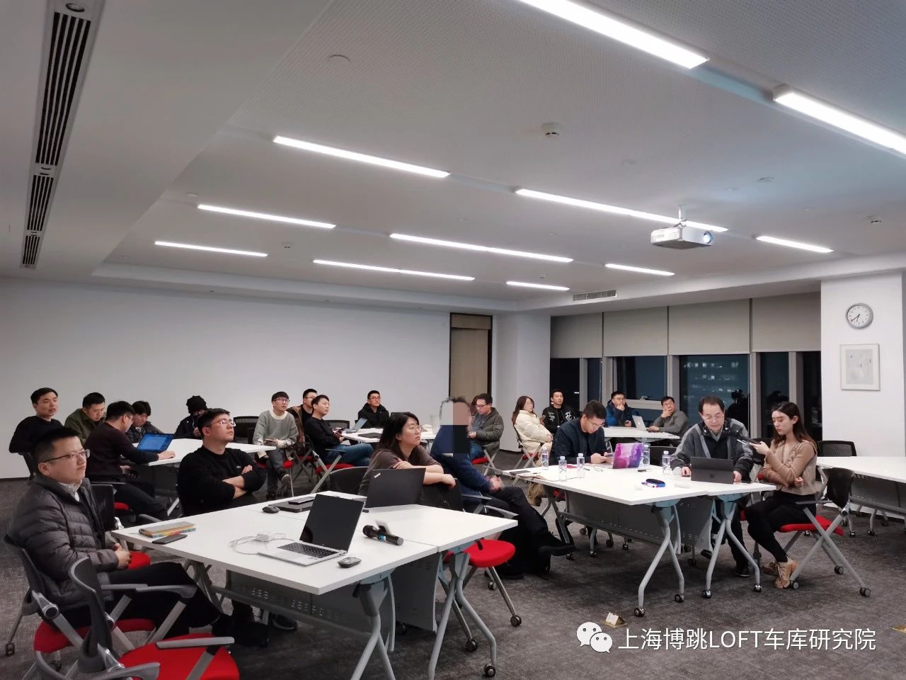 武汉杭州LOFT车库专题会